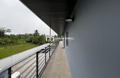 Canary Courts Top Floor  Condo For Sale