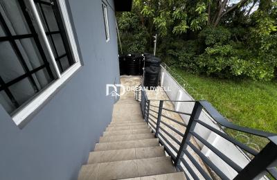 Canary Courts Top Floor  Condo For Sale