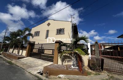 Dinsley Townhouse For Sale