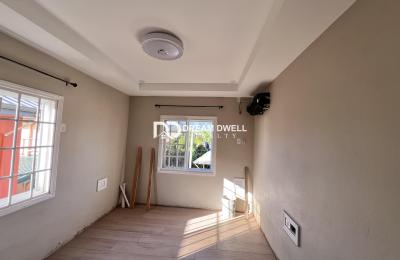 Dinsley Townhouse For Sale